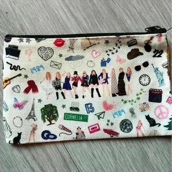 Set of 5, Taylor swift inspired makeup bags. Perfect for gift bags! - Picture 2 of 4